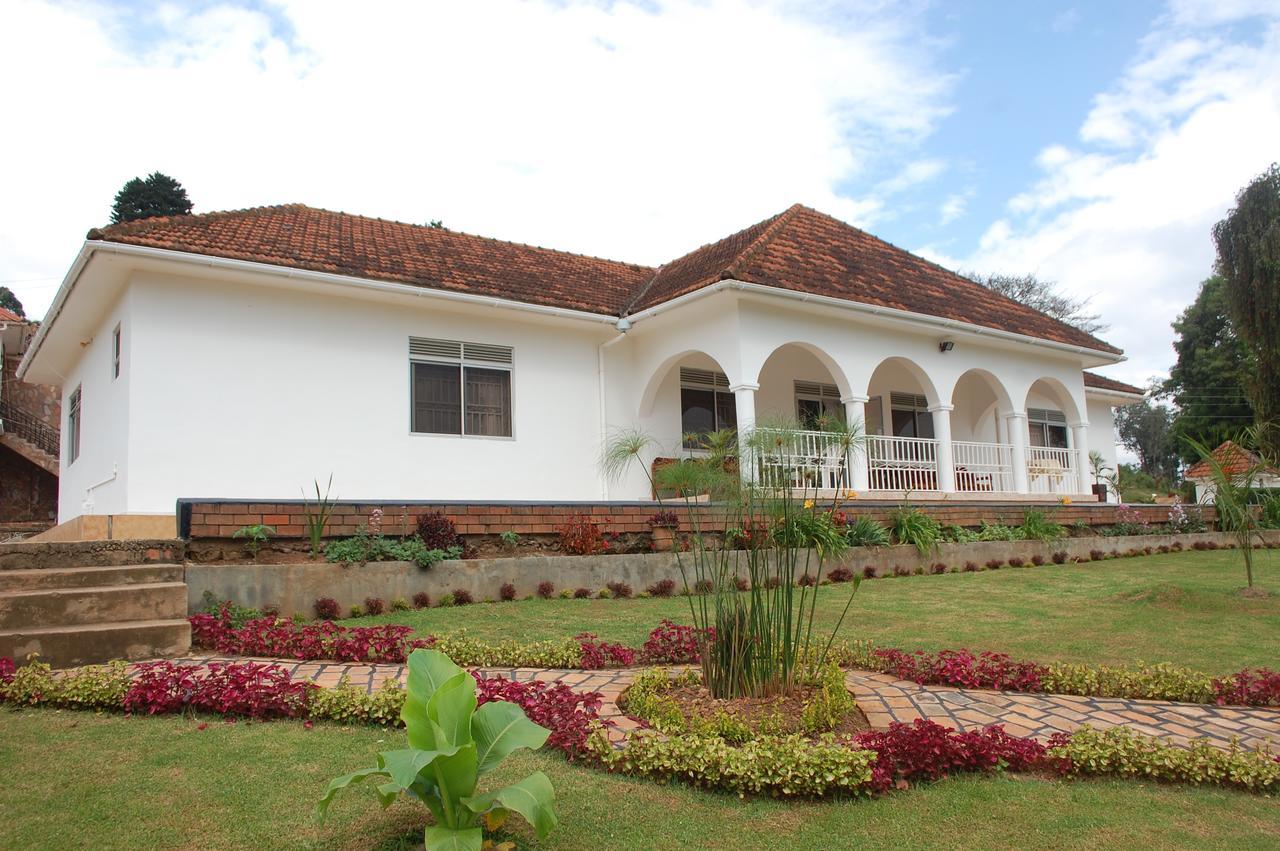 Kigezi Gardens Inn Kabale エクステリア 写真